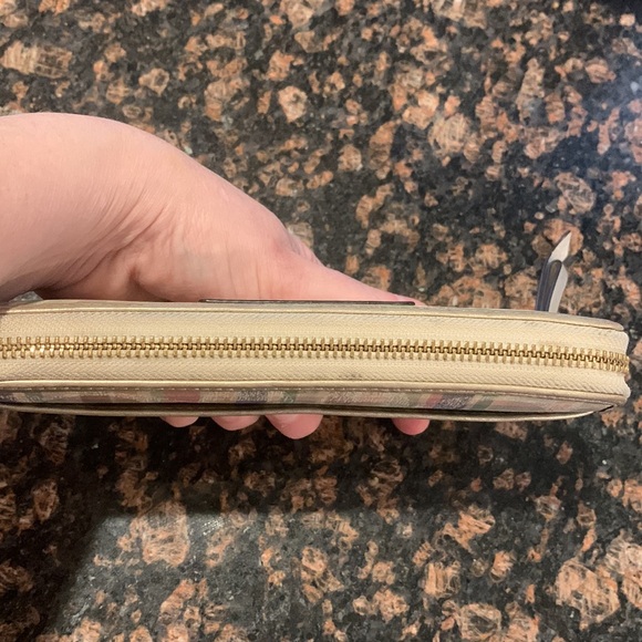 Coach Poppy Madras plaid zip around wallet - Picture 7 of 10